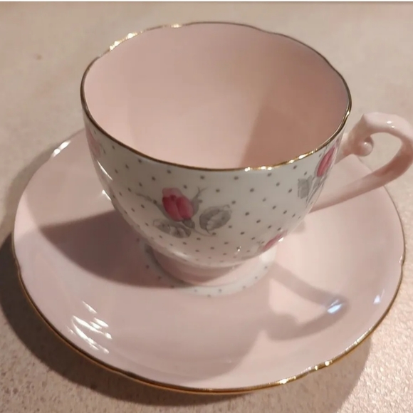 Royal Grafton England Bone China Tea Cup And Saucer Set Pink Colored all Floral - Picture 7 of 7
